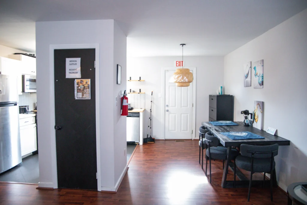 Cathlow Circle Group Home – photo 1
